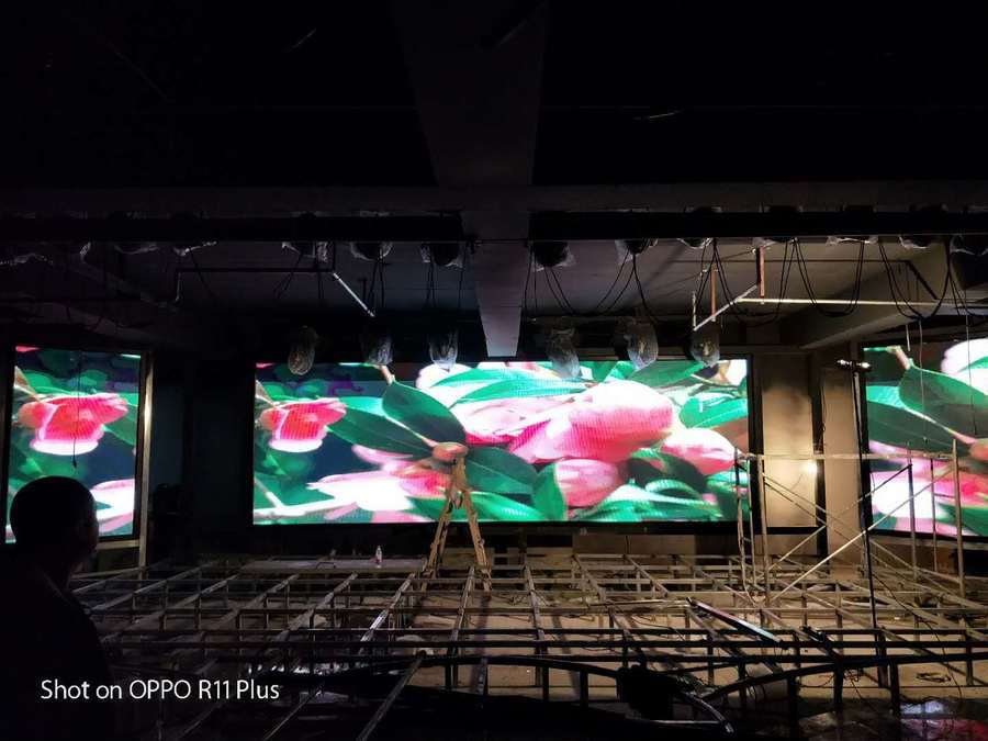 某舞台 室内全彩